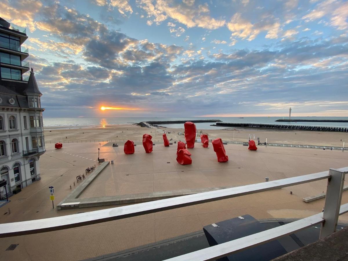 Panoramic View On Beach, Ships, Sea - Place To Be 奥斯滕德 外观 照片