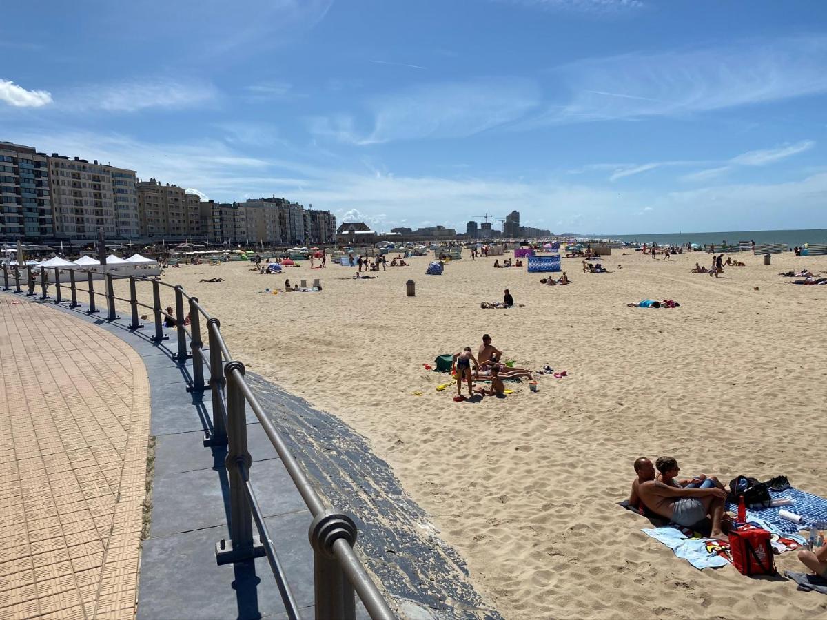 Panoramic View On Beach, Ships, Sea - Place To Be 奥斯滕德 外观 照片