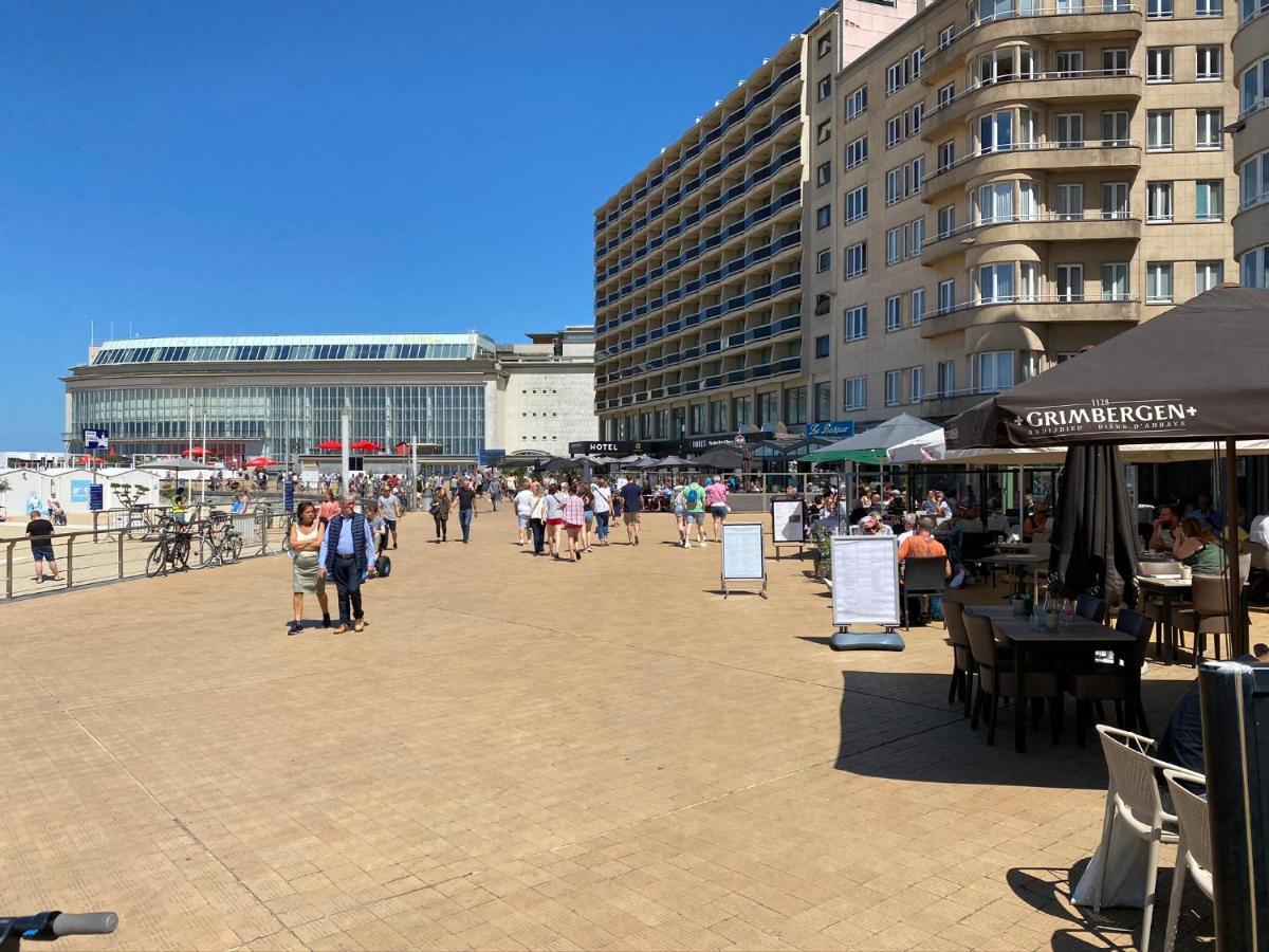 Panoramic View On Beach, Ships, Sea - Place To Be 奥斯滕德 外观 照片